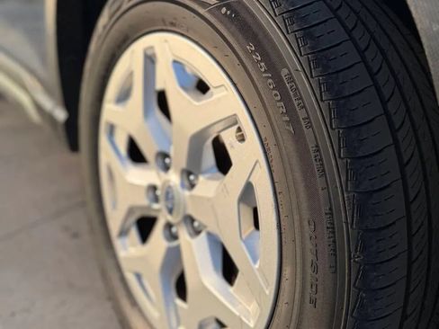Used 2019 Subaru Forester w/ Alloy Wheel Package AWD/4WD image 8