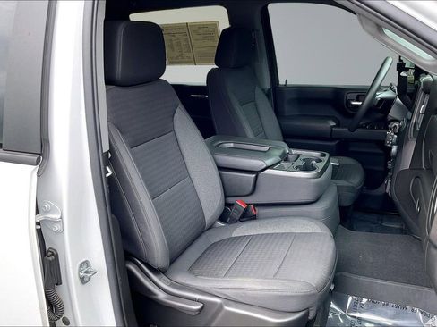 Used 2023 Chevrolet Silverado 2500 Custom w/ Custom Value Package AWD/4WD image 7