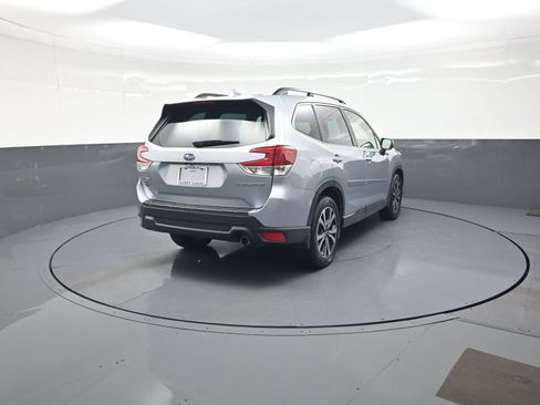 Used 2021 Subaru Forester Limited AWD/4WD image 3