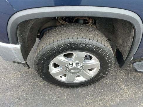 Used 2020 Chevrolet Silverado 2500 LTZ w/ LTZ Plus Package image 14