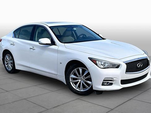 Used 2015 INFINITI Q50 Premium w/ Navigation Package AWD/4WD image 3