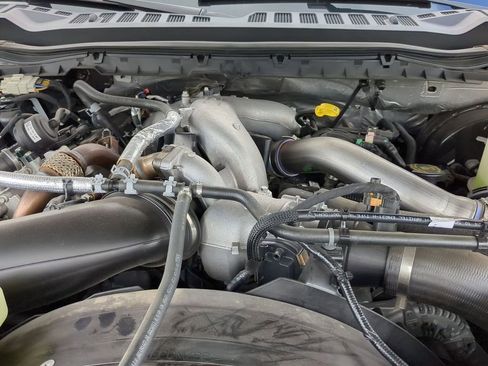 Used 2024 Ford F250 Lariat image 10