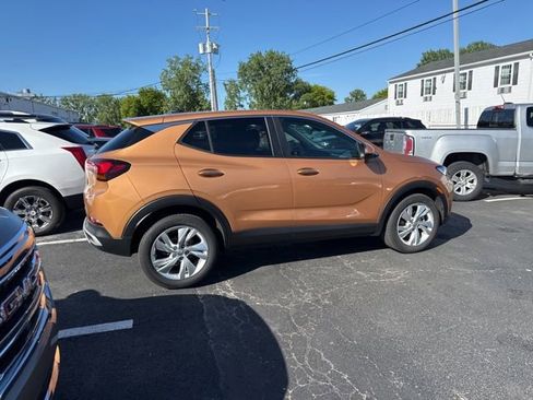 Certified 2024 Buick Encore GX Preferred FWD image 5