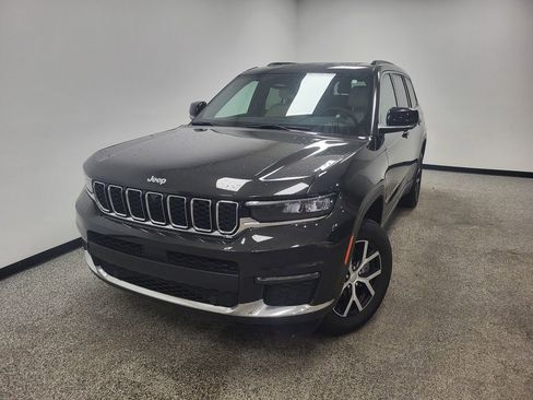 Used 2024 Jeep Grand Cherokee L Limited w/ Luxury Tech Group II image 20