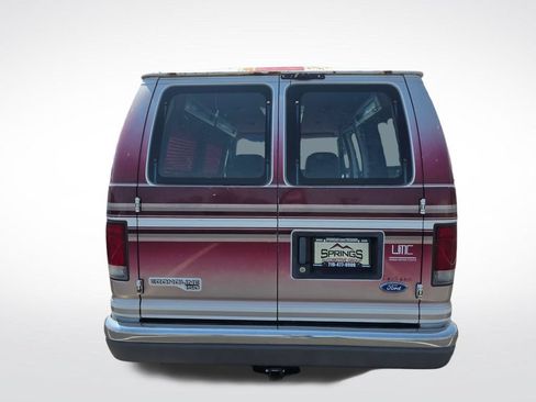 Used 1996 Ford E-150 and Econoline 150 RWD image 6