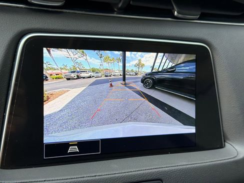Used 2022 Cadillac XT4 Premium Luxury w/ Driver Awareness Package FWD image 22
