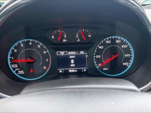 Used 2017 Chevrolet Malibu LT FWD image 20