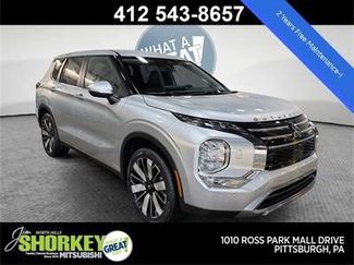 New 2026 Mitsubishi Outlander ES video 1