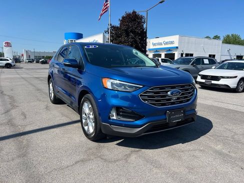 Used 2021 Ford Edge Titanium w/ Equipment Group 301A AWD/4WD image 7