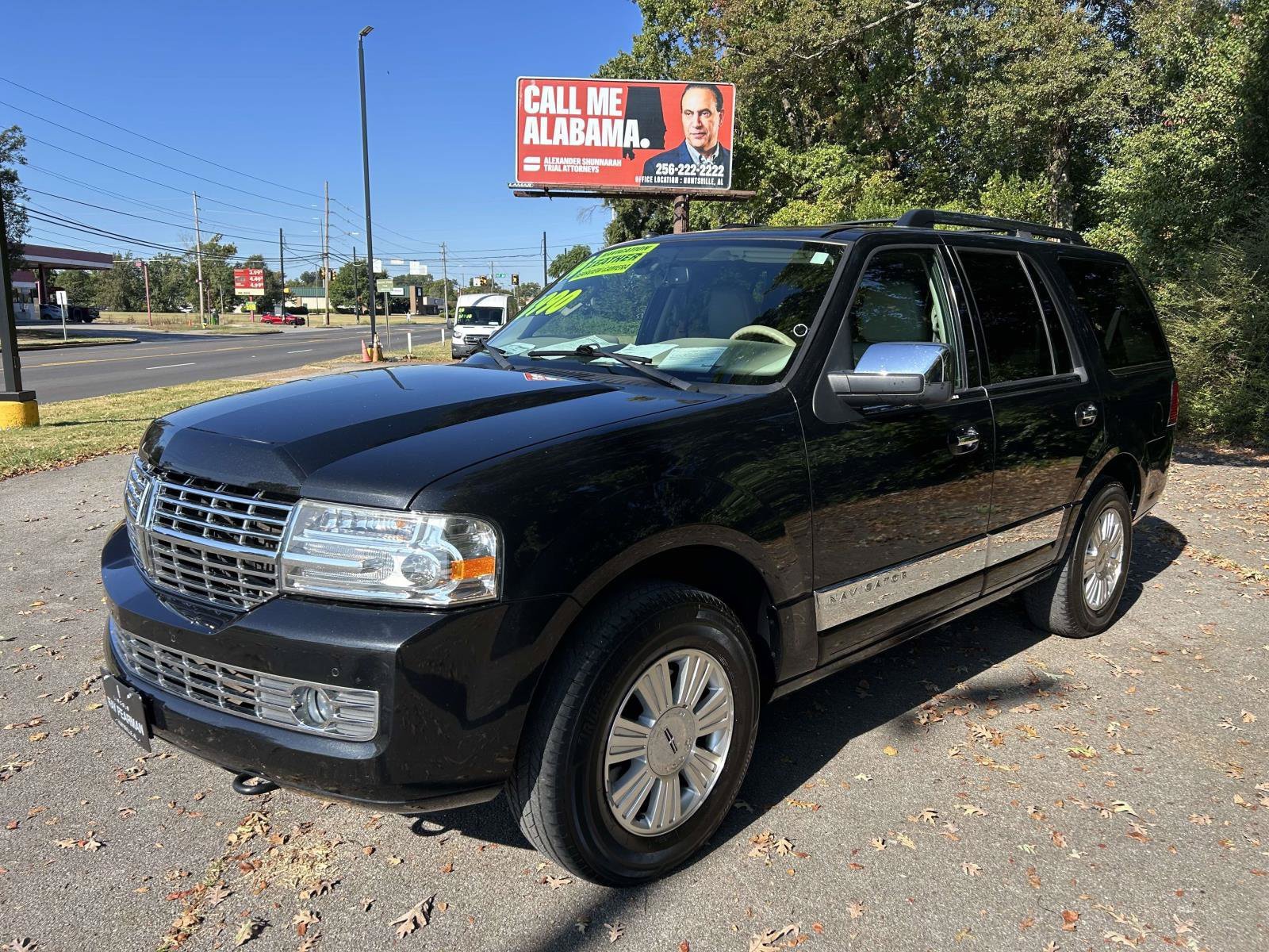 Used 2014 Lincoln Navigator 2WD image 9