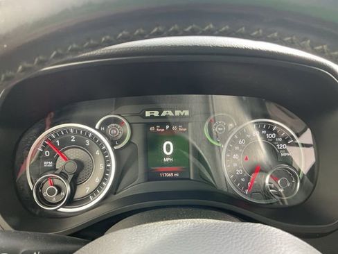 Used 2019 RAM 1500 Big Horn image 29