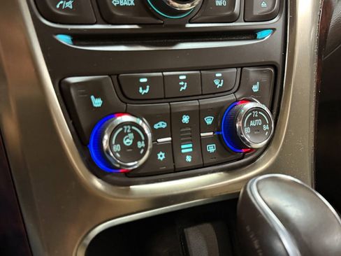 Used 2015 Buick Verano Leather w/ Experience Buick Package FWD image 38