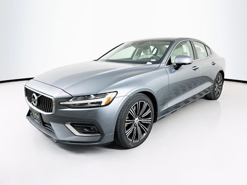 Used 2019 Volvo S60 T6 Inscription image 3
