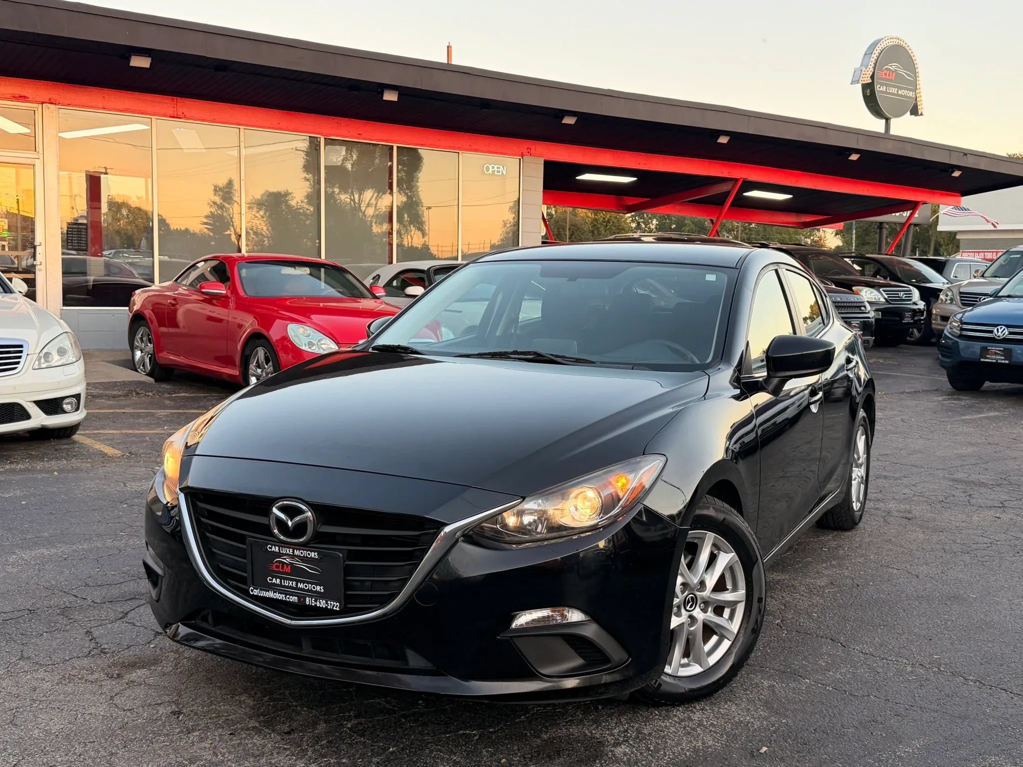 Used 2014 MAZDA MAZDA3 i Touring w/ Technology Package FWD image 1