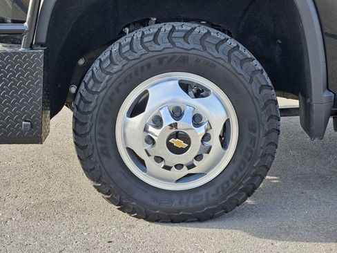 Used 2022 Chevrolet Silverado 3500 High Country image 13