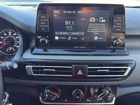 Used 2021 Kia Seltos LX AWD/4WD image 18