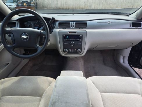 Used 2008 Chevrolet Impala LT FWD image 20