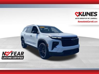 Used 2025 Chevrolet Traverse LT w/ Midnight/Sport Edition