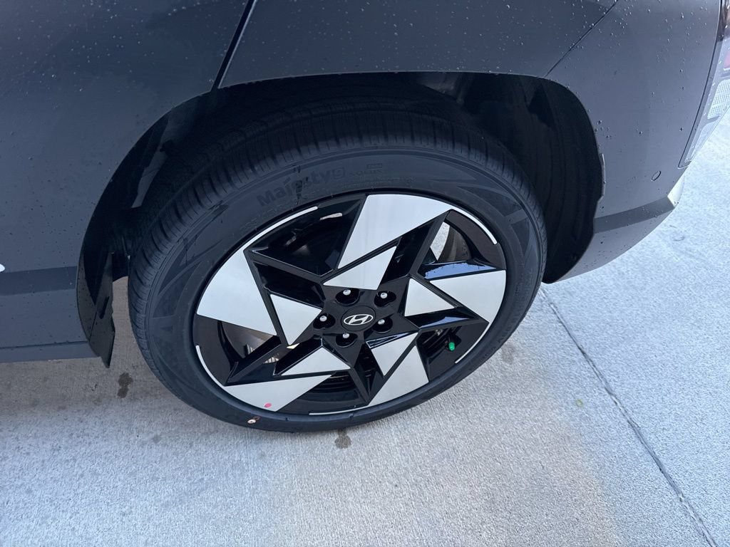 New 2026 Hyundai Kona Limited FWD image 11