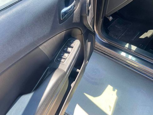 Used 2014 Dodge Charger SE RWD image 20