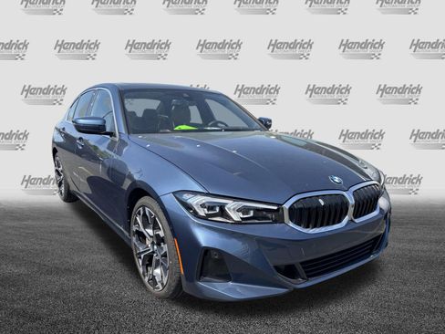 Used 2025 BMW 330i Sedan image 3