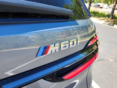 Used 2025 BMW X7 M60i w/ Executive Package AWD/4WD image 34