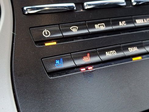 Used 2020 Lincoln Nautilus Reserve image 26