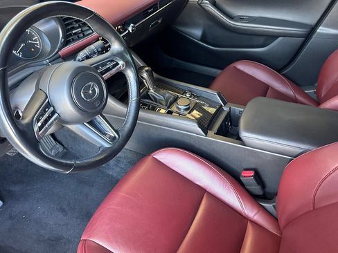 Used 2023 MAZDA MAZDA3 Hatchback w/Premium Plus Pkg AWD/4WD image 10