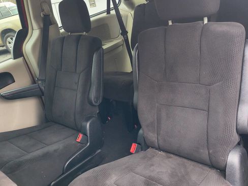 Used 2012 Dodge Grand Caravan Crew w/ Crew Value Pkg image 7