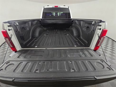 Used 2020 Ford F350 Platinum image 16