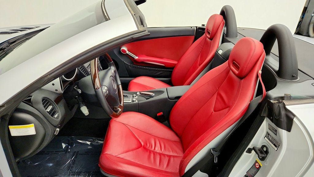 Used 2005 Mercedes-Benz SLK 350 image 19
