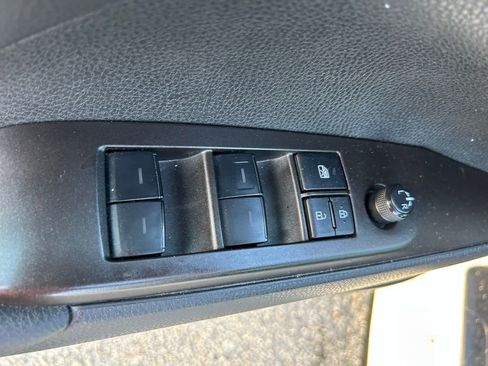 Used 2023 Toyota Camry SE image 17