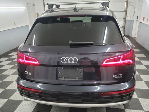 Used 2018 Audi Q5 2.0T Premium Plus w/ Premium Plus Package AWD/4WD image 4