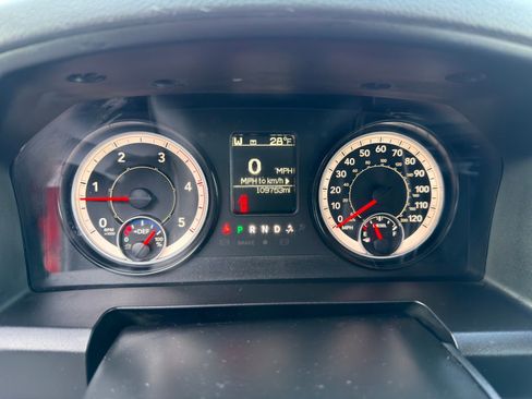 Used 2017 RAM 3500 Tradesman w/ Chrome Appearance Group image 19