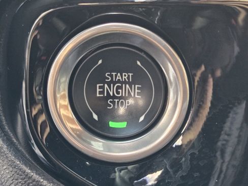 Used 2024 Chevrolet Silverado 1500 ZR2 w/ Technology Package image 18