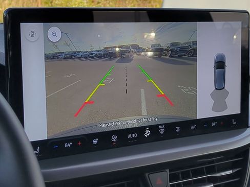 Used 2023 Ford Escape SE image 30