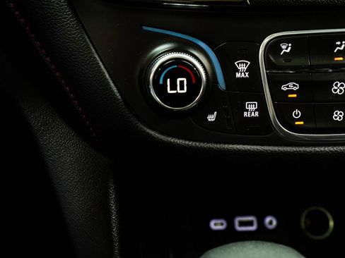 Used 2022 Chevrolet Equinox RS FWD image 31