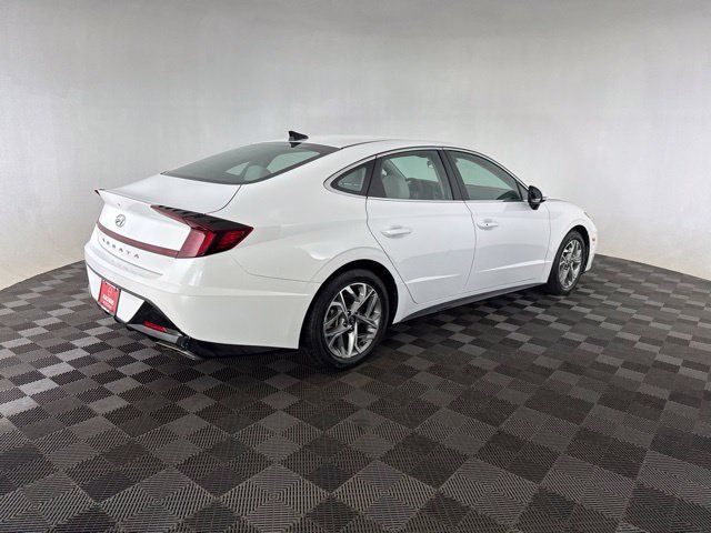 Used 2023 Hyundai Sonata SEL w/ Preferred Accessory Package FWD image 5