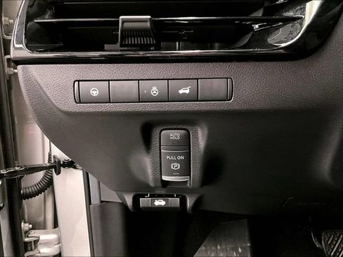Used 2025 Nissan Murano SL AWD/4WD image 38