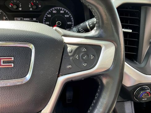 Used 2019 GMC Acadia SLE FWD image 12
