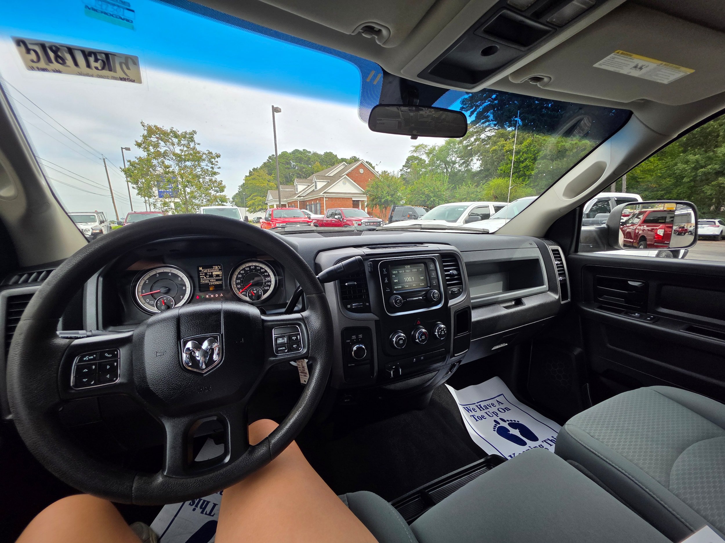 Used 2018 RAM 2500 Tradesman w/ Chrome Appearance Group AWD/4WD image 18