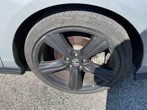 Used 2023 Honda Accord Sport image 11