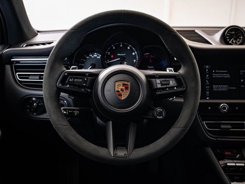 New 2026 Porsche Macan Turbo image 43