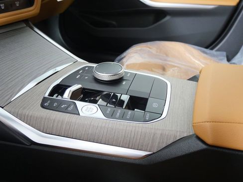 New 2026 BMW 330i xDrive Sedan w/ Premium Package image 21