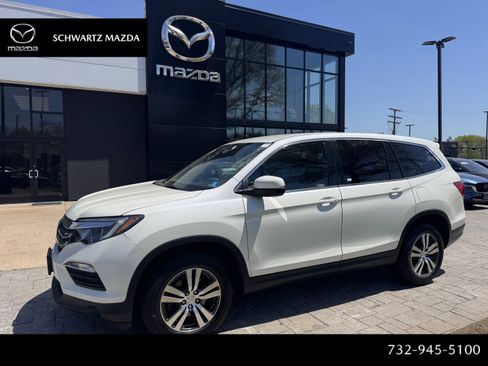 Used 2018 Honda Pilot EX image 1