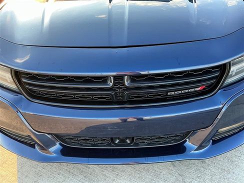 Used 2016 Dodge Charger SXT w/ AWD Premium Group image 12