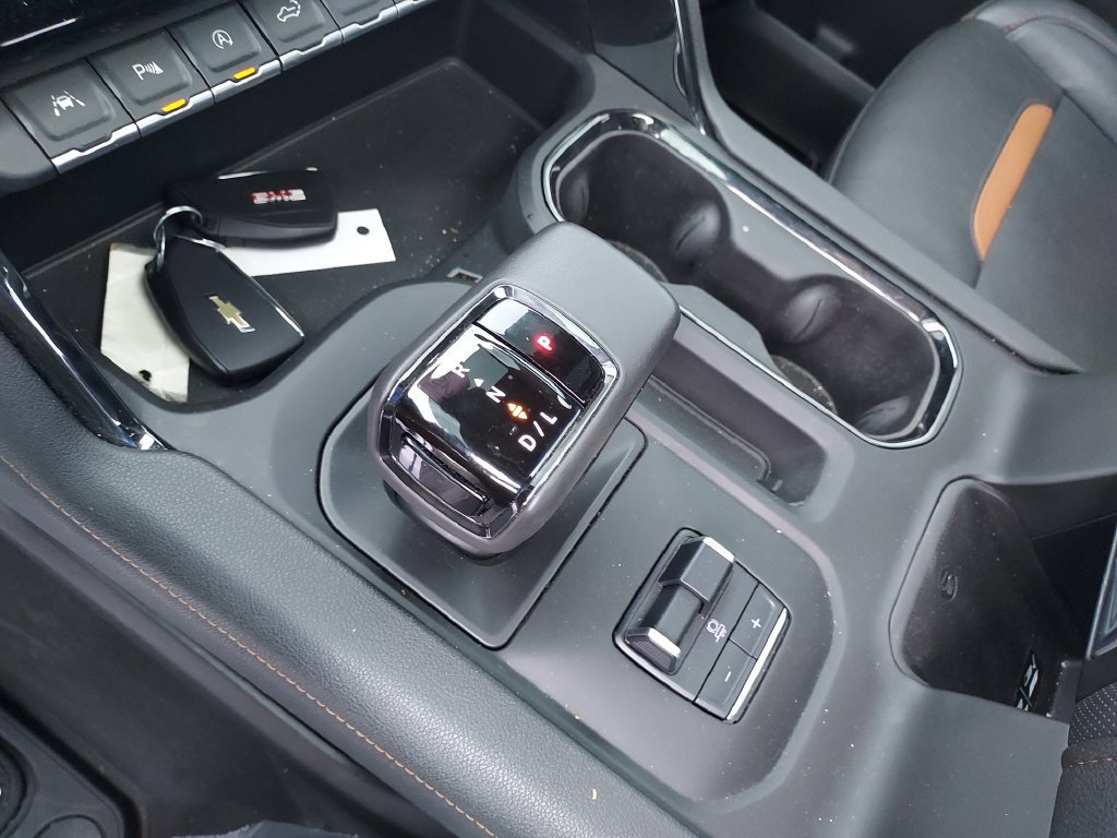 Used 2022 GMC Sierra 1500 AT4 w/ AT4 Premium Package AWD/4WD image 26