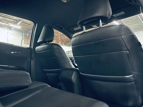 Used 2017 Honda Accord Sport image 23