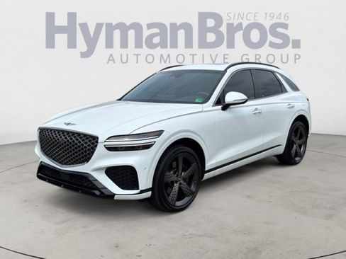 Used 2023 Genesis GV70 2.5T w/ Sport Prestige Package AWD/4WD image 7