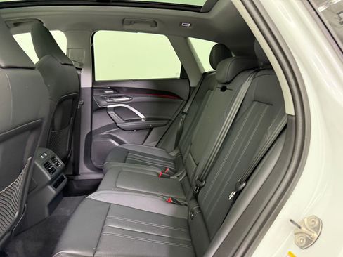 New 2025 Audi Q5 Premium Plus image 15